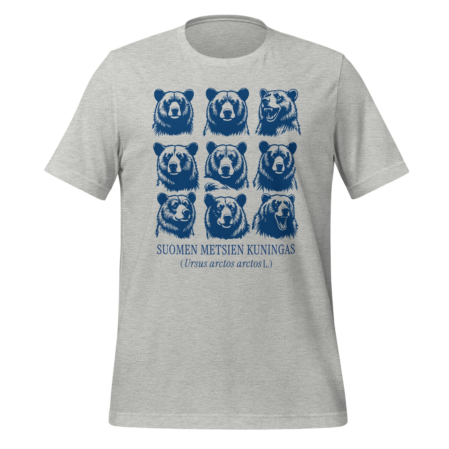 Vaalean pohjan t-paita, jossa sinivalkoinen karhuruudukko ja teksti "Suomen metsien kuningas (Ursus arctos arctos L.)".
