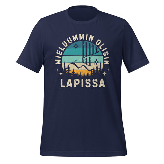 Sininen unisex t-paita tekstillä 'Mieluummin olisin Lapissa', täydellinen pohjoisen luonnon ystävälle.