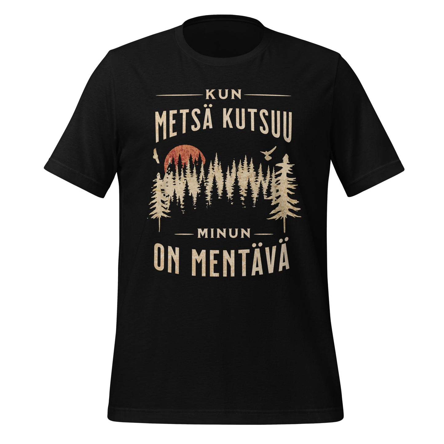 Kun metsä kutsuu paita, metsämaisema ja ilta-auringon siluetti